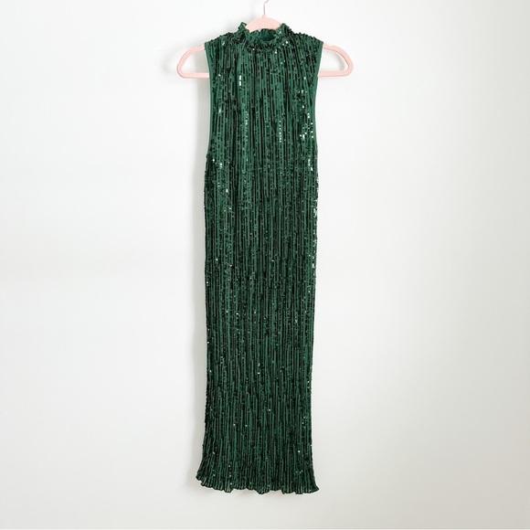 ASOS DESIGN high neck embellished midi dress in plisse sequin forest green sz 6 - Picture 6 of 10